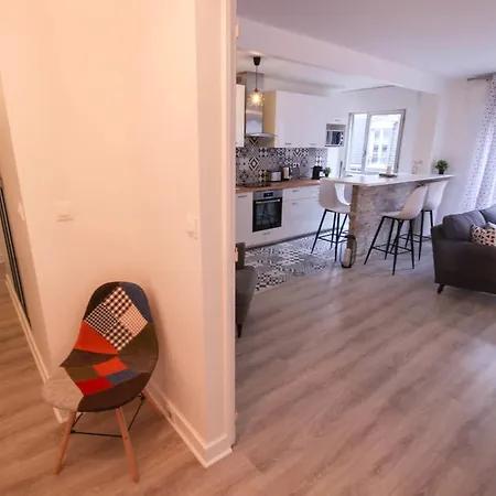 Luckey Homes - Cote Ferembach * Paris